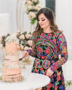 wedding cake and anniversary cakes